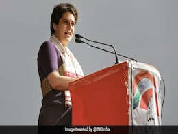 Priyanka Gandhi ने 'फटी जींस' पर शेयर की पीएम मोदी और मोहन भागवत की फोटो, Swara Bhasker ने दिया ये रिएक्शन Priyanka Gandhi ने 'फटी जींस' पर शेयर की पीएम मोदी और मोहन भागवत की फोटो, Swara Bhasker ने दिया ये रिएक्शन