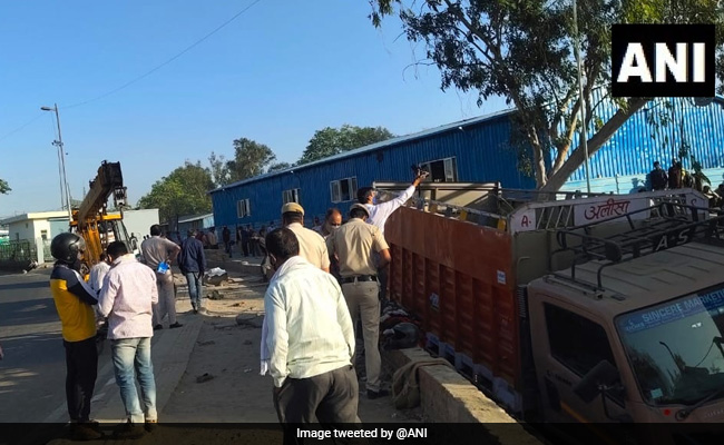 2 Dead, 2 Injured After Truck Runs Over Footpath In Delhi
