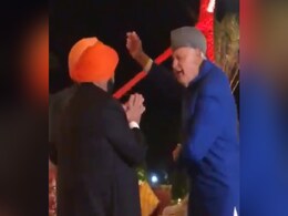 Watch: Farooq Abdullah Dances With Captain Amarinder Singh At Wedding Watch: Farooq Abdullah Dances With Captain Amarinder Singh At Wedding
