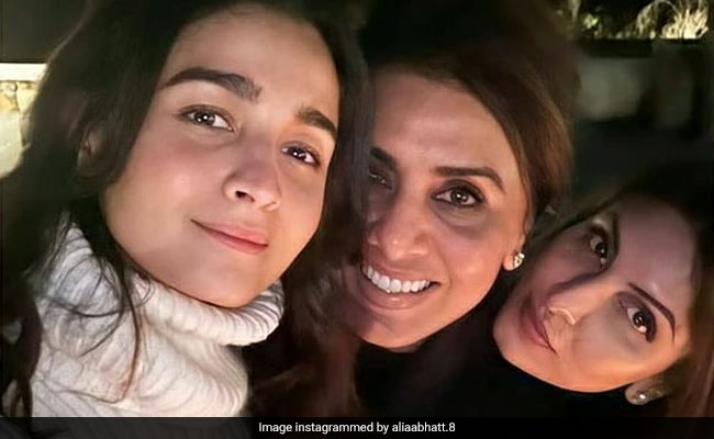 Dear Alia Bhatt, Ranbir Kapoor's Mom Neetu And Sister Riddhima "Love You So Much"