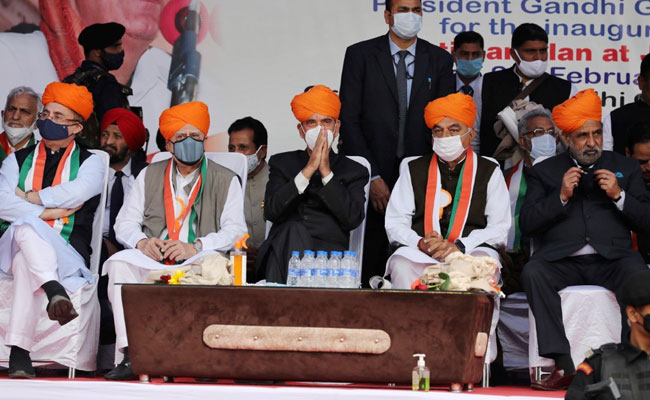 Congress Leader Jabs Party Over G-23 Members Not Named In Campaign List