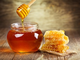 Honey To Maple Syrup: 4 Sugar-Alternatives To Sweeten Your Meal Honey To Maple Syrup: 4 Sugar-Alternatives To Sweeten Your Meal