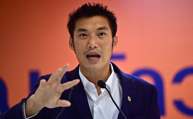 Thai Billionaire Charged With Royal Insult Over Vaccine Query