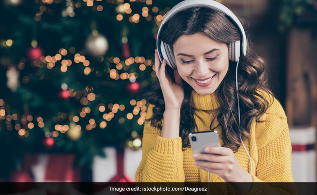 Get Up To 70% Off On Headphones And Speakers From JBL, Boat, More