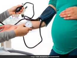 5 Everyday Foods That May Help Manage High Blood Pressure (With Diet Tips)