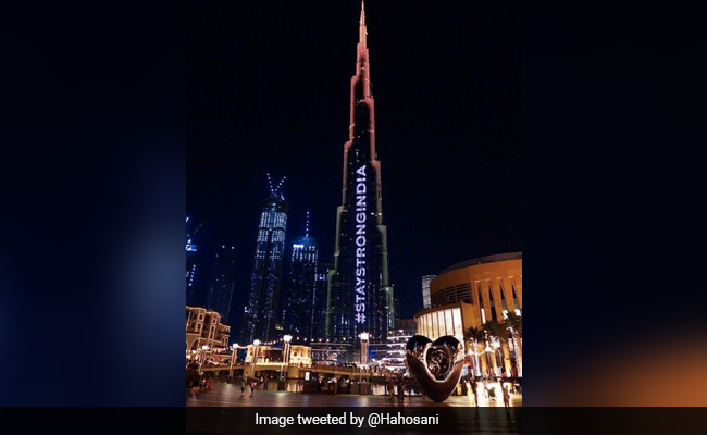 Burj Khalifa Uae Buildings Light Up With Indian Tricolour In Support Amid Covid 19 Surge