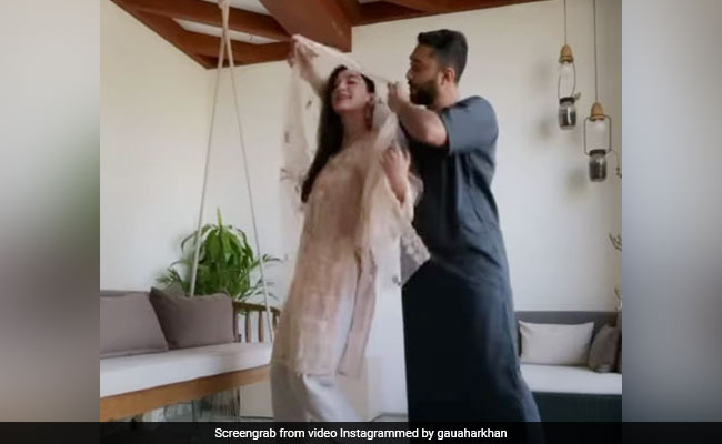 गौहर खान ने पति जैद दरबार के साथ कैद किए कुछ खास लम्हे, देखें Video