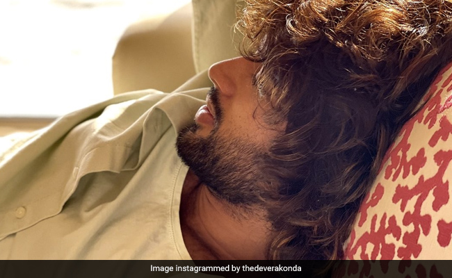 On Vijay Deverakonda's Messy Hair Pic, This Actress Dropped A Comment