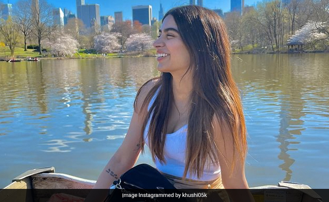 Khushi Kapoor's New York Pics Are Making Someone Else "Sad"