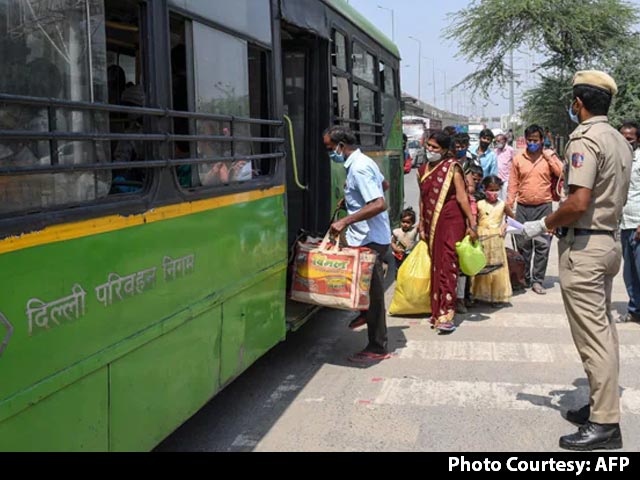 Delhi Announces Strict New Covid Curbs On Restaurants, Theatres, Travel