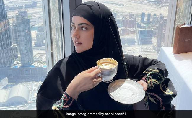 Viral: Sana Khan Sipping "Gold Plated Coffee" Atop Burj Khalifa With Husband Anas Saiyad