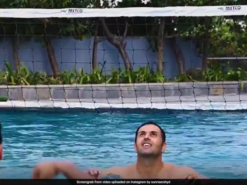 IPL 2021: SunRisers Hyderabad Players Out Of Quarantine, Enjoy Team Room Luxuries. Watch