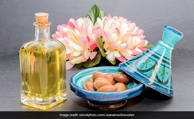 5 Amazing Benefits Of Argan Oil For Beautiful, Glowing Skin
