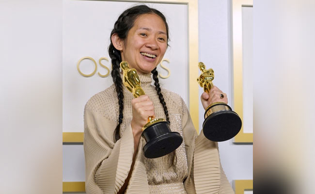 Oscars 2021: <i>Nomadland</i> Director Chloe Zhao Needs To Win Over China Now