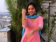 दीपिका सिंह ने पिंक सूट में झूमकर किया डांस, देखें Video