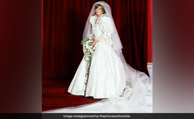 Princess Diana's Iconic Wedding Dress Worth Rs 1.5 Crore To Be Displayed In  Kensington Palace In Summer 2021