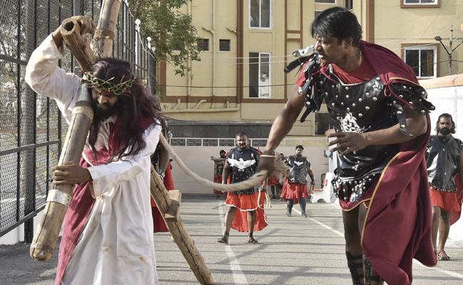 Good Friday 2022: Here's How Christians Observe Good Friday ...