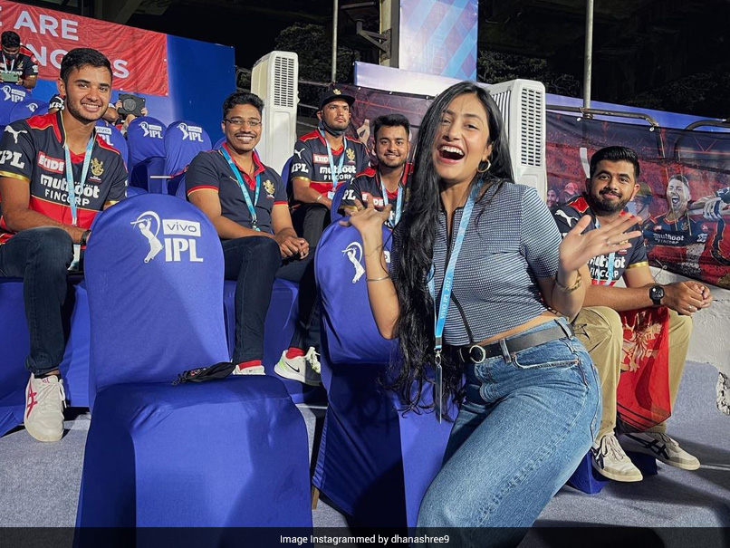 IPL 2021: When Yuzvendra Chahal's Wife Dhanashree Verma Lost Her Voice During SRH vs RCB Thriller