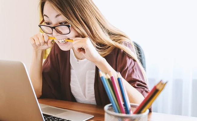 Working For Long Stretches Without Break Can Lead To Burnout: Study