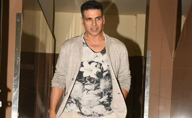 Akshay Kumar Hospitalised After Testing COVID-19 Positive: "Hope To Be Back Home Soon"