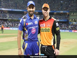 IPL 2021: रोहित शर्मा ने बोर हो रहे डेविड वॉर्नर से किया मज़ाक, पूछा - 'TikTok की याद तो नहीं आ रही' IPL 2021: रोहित शर्मा ने बोर हो रहे डेविड वॉर्नर से किया मज़ाक, पूछा - 'TikTok की याद तो नहीं आ रही'