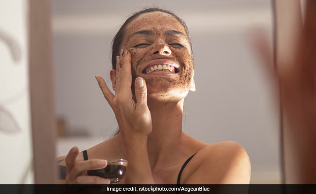 9 Natural Remedies For Glowing Skin During Summers
