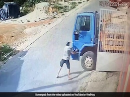 Watch: Truck Starts Rolling Away Without Driver. Then... Watch: Truck Starts Rolling Away Without Driver. Then...