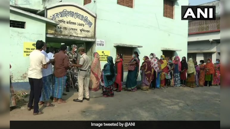 Top Court Allows Last-Minute Inclusion Of 'Cleared' Voters In Bengal Rolls