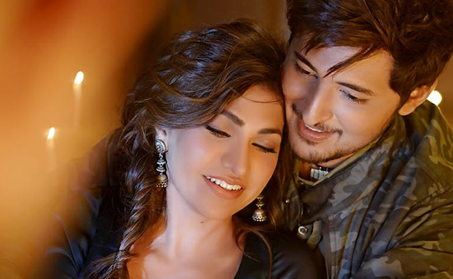 Tulsi Kumar And Darshan Raval's New Track Is Called <I>Is Qadar</I>