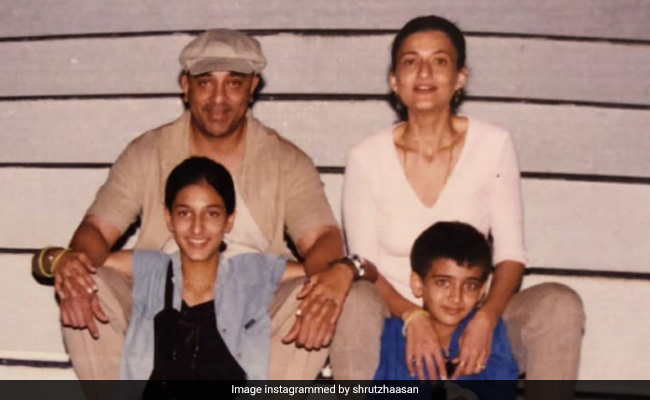 Shruti's "Favourite" Throwback Pic With Dad Kamal Haasan, Mom Sarika And Sister Akshara