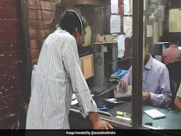 Man Finds A Way To Bypass Social Distancing Rules. See Anand Mahindra's Post Man Finds A Way To Bypass Social Distancing Rules. See Anand Mahindra's Post