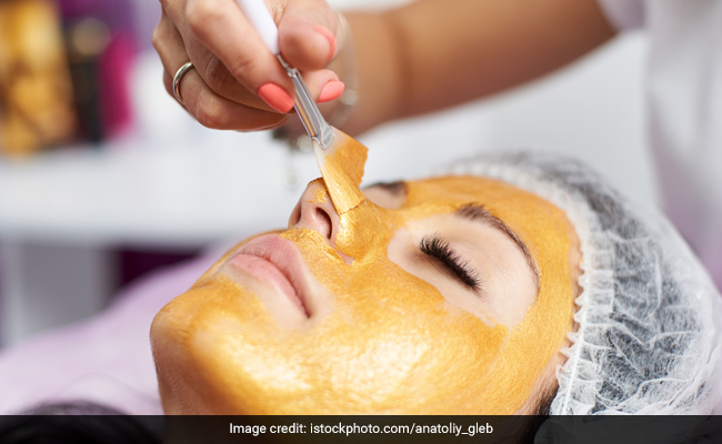 5 Amazing Benefits Of Ubtan For Glowing Skin - An Ayurvedic Remedy