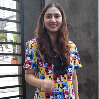 Disha Parmar And Rahul Vaidya’s Twinning Outfits Are On Point Even When Apart