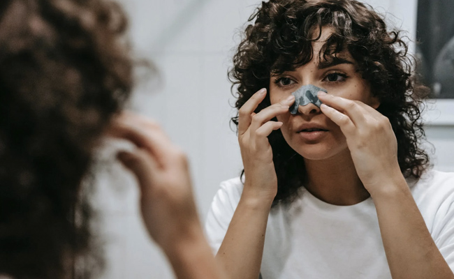 5 Home Remedies To Tackle Oily Nose And Cleanse Your Skin