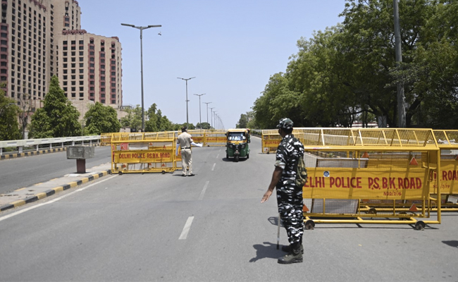Delhi Weekend Curfew Starts, Non-Essential Activities On Hold For 50+ Hours
