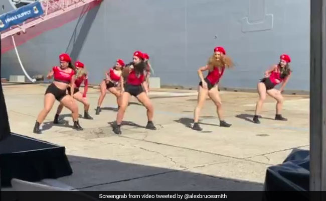 ऑस्ट्रेलियाई मिलिट्री ईवेंट में डांस को लेकर जमकर हुआ बवाल, वायरल हुआ Video