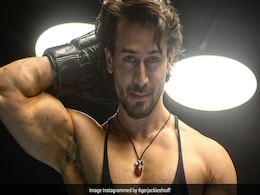 In Tiger Shroff vs His Fitness Trainer, Guess Who Won? In Tiger Shroff vs His Fitness Trainer, Guess Who Won?