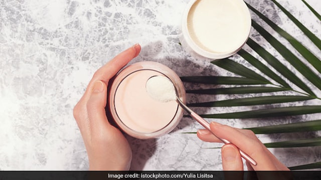 Bone broth is rich in amino acids that support a healthy gut lining and improve digestion