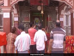 Ram Navami 2021: Devotees Pray At Ashtabhuja Mata Mandir In Varanasi Ram Navami 2021: Devotees Pray At Ashtabhuja Mata Mandir In Varanasi