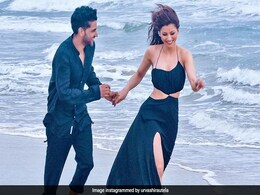 उर्वशी रौतेला बीच पर कर रहीं गुरु रंधावा के साथ सैर, वायरल हुई रोमांटिक फोटो उर्वशी रौतेला बीच पर कर रहीं गुरु रंधावा के साथ सैर, वायरल हुई रोमांटिक फोटो