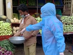 Rakhi Sawant ने दुकानदार को आधे रेट में सब्जी देने की दी चेतावनी, बिल आया तो एक्ट्रेस ने किया ऐसा- देखें Video