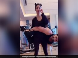 देबिना बनर्जी ने पति गुरमीत चौधरी को उठाकर किया वर्कआउट, वायरल हुआ Video देबिना बनर्जी ने पति गुरमीत चौधरी को उठाकर किया वर्कआउट, वायरल हुआ Video