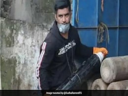 Corona के मरीजों की मदद करने के लिए शख्स ने बेच दी अपनी 22 लाख की SUV कार, IAS ने किया सलाम Corona के मरीजों की मदद करने के लिए शख्स ने बेच दी अपनी 22 लाख की SUV कार, IAS ने किया सलाम