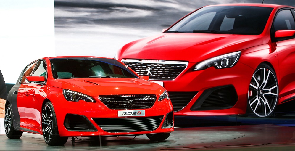 Stellantis Scraps Digital Speedometers For Peugeot Car In Chips Shortage