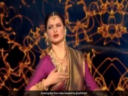 रेखा ने 'निगाहें मिलाने को जी चाहता है' गाने पर यूं किया डांस, हैरान रह गए सारे जज- देखें Video रेखा ने 'निगाहें मिलाने को जी चाहता है' गाने पर यूं किया डांस, हैरान रह गए सारे जज- देखें Video