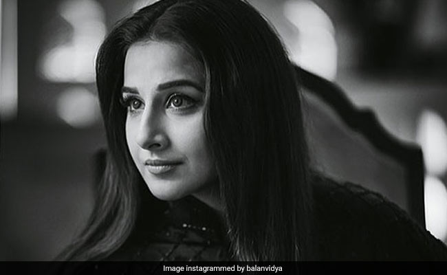 विद्या बालन ने शेयर की ब्लैक एंड व्हाइट Photo, कैप्शन में कही गहरी बात...
