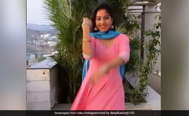 Deepika Singh ने पिंक सूट में झूमकर किया डांस, देखें Video