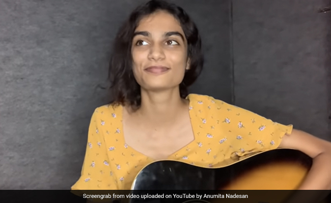 लड़की ने जादुई आवाज़ में गाया ‘जश्न-ए-बहारा’ सॉन्ग, सुनकर मंत्रमुग्ध हुए लोग, Video ने यूट्यूब पर मचाया तहलका