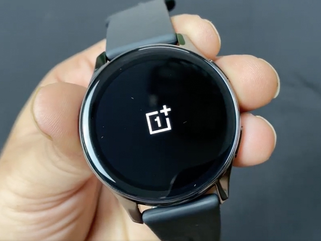 OnePlus Watch Unboxing & First Impressions: It's About Time!