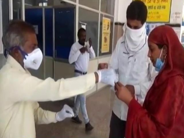 Madhya Pradesh Gardener Takes Covid Sample, Officials Helpless